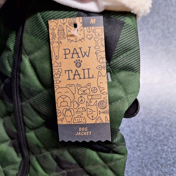 Paw & Tail Green Quilted Plaid Jacket with Sherpa Collar, Size M, RN#93677, NWT - Picture 2 of 9